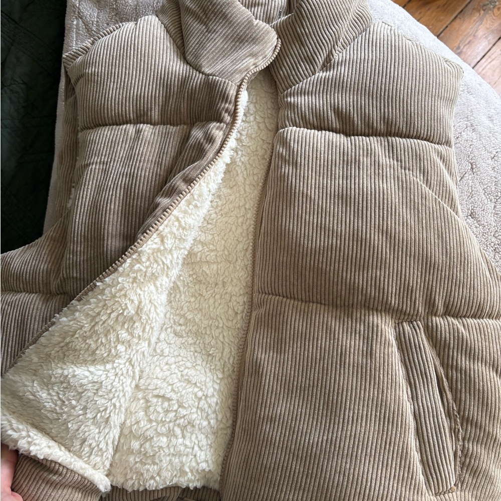 Ci Sono Cream Sherpa-Lined Corduroy Vest